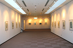 作東美術館